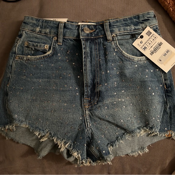 NWT Studded HW Zara Jean shorts size 36 - Picture 4 of 9
